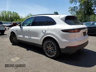 2022 Porsche Cayenne E-Hybrid Hybrid with VIN WP1AE2AY2NDA26913, listed as a Copart auction lot 58056945 with Not provided miles and Salvage title. Bid and sale history available at DreamBid. Image 2.