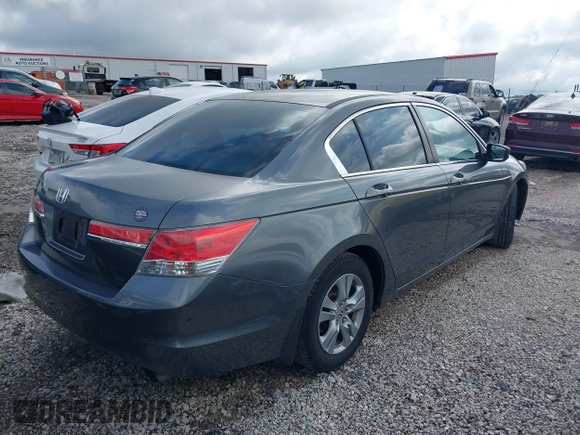 2012 Honda Accord LX Premium z VIN 1HGCP2F42CA104505, wystawiony jako IAAI lot #42520563 z przebiegiem 281 476 mil mil oraz . Historia ofert i sprzedaży dostępna na DreamBid. Obrazek 4.