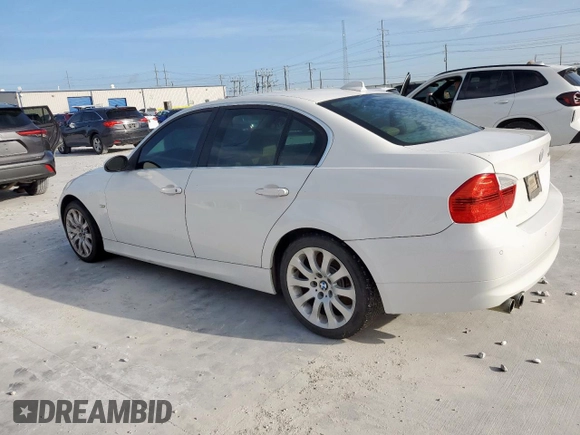 2006 BMW 3 Series 330i with VIN WBAVB33596PS16810, listed as a Copart auction lot 61655555 with 114,060 mi miles and Salvage title. Bid and sale history available at DreamBid. Image 2.