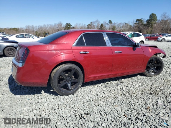 2013 Chrysler 300 C z VIN 2C3CCAET2DH556068, wystawiony jako Copart lot #47098345 z przebiegiem 134 872 mil mil oraz Szkoda całkowita • Salvage title. Historia ofert i sprzedaży dostępna na DreamBid. Obrazek 3.