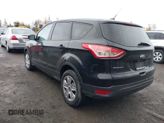 2014 Ford Escape S with VIN 1FMCU0F77EUB50320, listed as a IAAI auction lot 40744542 with 143,443 mi miles. Bid and sale history available at carsss.com. Image 3.