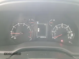 2022 Toyota 4Runner SR5 z VIN JTEMU5JR7N6001436, wystawiony jako Copart lot #58497904 z przebiegiem 48 364 mil mil oraz Czysty tytuł • Clean title. Historia ofert i sprzedaży dostępna na DreamBid. Obrazek 9.