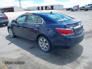 2011 Buick LaCrosse CXL z VIN 1G4GC5EC3BF160472, wystawiony jako IAAI lot #42270033 z przebiegiem 175 148 mil mil oraz . Historia ofert i sprzedaży dostępna na DreamBid. Obrazek 3.
