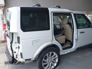 2016 Land Rover LR4 HSE with VIN SALAG2V69GA800799, listed as a IAAI auction lot 42639063 with 102,972 mi miles and . Bid and sale history available at DreamBid. Image 6.