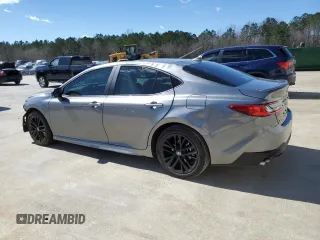2025 Toyota Camry LE with VIN 4T1DAACK0SU580682, listed as a Copart auction lot 47941475 with 1,438 mi miles and Salvage Title. Bid and sale history available at carsss.com. Image 2.