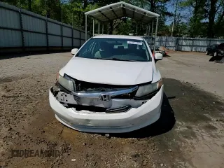 2012 Honda Civic LX z VIN 19XFB2F57CE043782, wystawiony jako Copart lot #52384305 z przebiegiem 170 544 mil mil oraz Szkoda całkowita • Salvage title. Historia ofert i sprzedaży dostępna na DreamBid. Obrazek 13.
