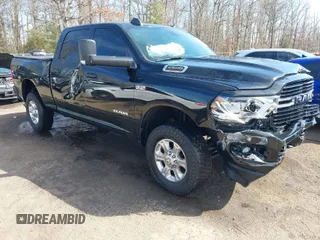 2019 Ram 2500 Big Horn with VIN 3C6UR5DJ7KG698782, listed as a IAAI auction lot 41661621 with 58,064 mi miles. Bid and sale history available at carsss.com. Image 1.
