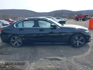 2024 BMW 3 Series 330i xDrive with VIN 3MW89FF04R8E03630, listed as a IAAI auction lot 40983630 with 15,462 mi miles. Bid and sale history available at carsss.com. Image 6.