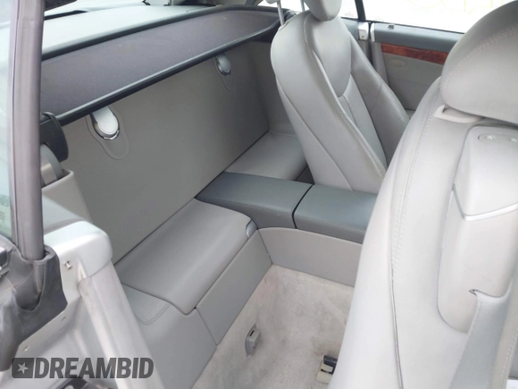2003 Mercedes-Benz SL 500 with VIN WDBSK75F33F058662, listed as a IAAI auction lot 42502930 with Not provided miles and . Bid and sale history available at DreamBid. Image 8.