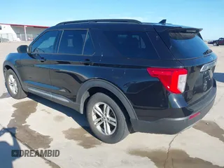 2020 Ford Explorer XLT with VIN 1FMSK8DH2LGA48771, listed as a IAAI auction lot 41663751 with 106,280 mi miles. Bid and sale history available at carsss.com. Image 3.