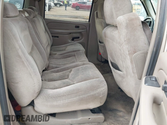 2006 Chevrolet Suburban LT with VIN 3GNEC16Z46G124759, listed as a IAAI auction lot 41599252 with 282,494 mi miles. Bid and sale history available at carsss.com. Image 8.