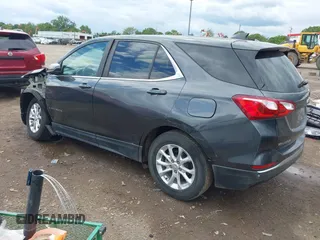 2021 Chevrolet Equinox LT z VIN 3GNAXUEV6ML302677, wystawiony jako IAAI lot #42327086 z przebiegiem 142 746 mil mil oraz . Historia ofert i sprzedaży dostępna na DreamBid. Obrazek 3.