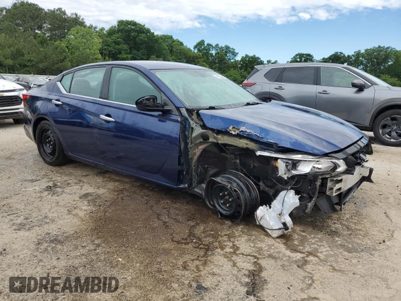 2019 Nissan Altima S z VIN 1N4BL4BV3KC132435, wystawiony jako Copart lot #55342015 z przebiegiem 110 297 mil mil oraz Czysty tytuł • Clean title. Historia ofert i sprzedaży dostępna na DreamBid. Obrazek 4.