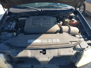 2003 Lincoln Navigator Luxury with VIN 5LMFU28R73LJ05241, listed as a IAAI auction lot 41389382 with 189,318 mi miles. Bid and sale history available at carsss.com. Image 10.