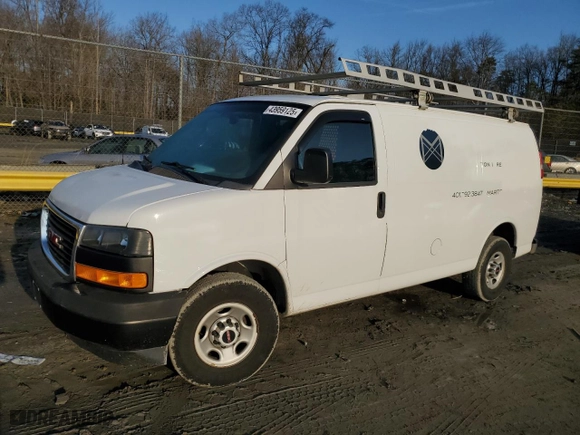 2017 GMC Savana Cargo Van with VIN 1GTW7AFF2H1911430, listed as a Copart auction lot 43959125 with 82,379 mi miles and Salvage Title. Bid and sale history available at carsss.com. Image 1.