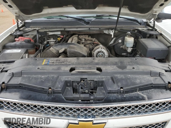 2008 Chevrolet Suburban LTZ with VIN 3GNFK16358G102176, listed as a Copart auction lot 54278824 with 226,746 mi miles and Clean Title. Bid and sale history available at carsss.com. Image 12.