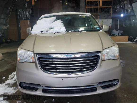 2013 Chrysler Town & Country Touring with VIN 2C4RC1BG9DR559993, listed as a Copart auction lot 46844985 with 112,137 mi miles and Salvage Title. Bid and sale history available at carsss.com. Image 5.