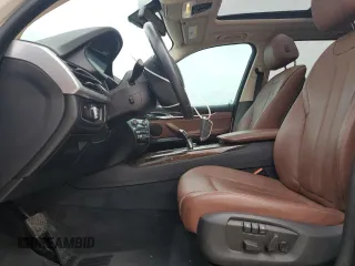 2014 BMW X5 xDrive35d with VIN 5UXKS4C54E0J96015, listed as a Copart auction lot 48304045 with 101,945 mi miles and Salvage Title. Bid and sale history available at carsss.com. Image 7.