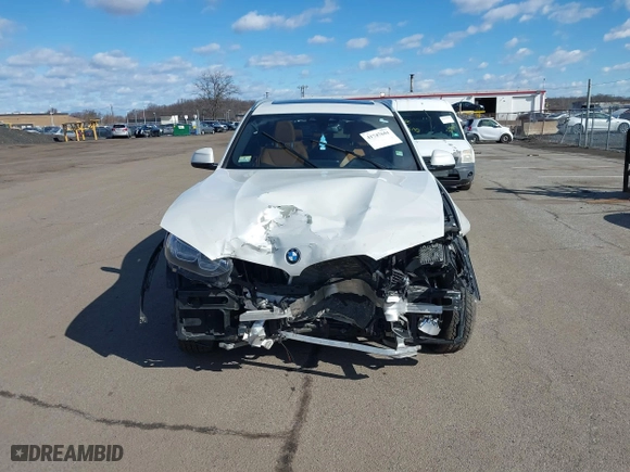 2019 BMW X3 xDrive30i with VIN 5UXTR9C53KLE14519, listed as a IAAI auction lot 41747651 with 141,273 mi miles. Bid and sale history available at carsss.com. Image 12.