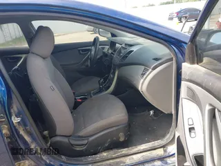 2016 Hyundai Elantra SE with VIN 5NPDH4AEXGH738042, listed as a IAAI auction lot 42366892 with 221,567 mi miles and . Bid and sale history available at DreamBid. Image 5.