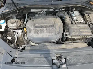 2018 Volkswagen Tiguan S z VIN 3VV1B7AX3JM054802, wystawiony jako Copart lot #65228395 z przebiegiem 84 826 mil mil oraz Szkoda całkowita • Salvage title. Historia ofert i sprzedaży dostępna na DreamBid. Obrazek 14.