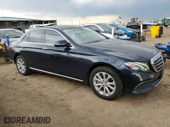2017 Mercedes-Benz E 300 Luxury with VIN WDDZF4KB4HA185743, listed as a Copart auction lot 60297705 with 96,774 mi miles and Clean title. Bid and sale history available at DreamBid. Image 4.