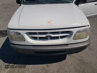 1998 Ford Explorer Sport с VIN 1FMYU22X0WUC49831, выставлен на аукционе Copart как лот 52305105 с пробегом 179 547 миль миль и Списание • Salvage title. История ставок и продаж доступна на DreamBid. Изображение 12.