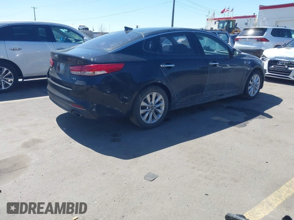 2017 Kia Optima EX с VIN 5XXGU4L34HG126985, выставлен на аукционе IAAI как лот 41965419 с пробегом 107 000 миль миль и . История ставок и продаж доступна на DreamBid. Изображение 4.