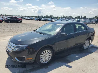 2010 Ford Fusion Hybrid with VIN 3FADP0L36AR176691, listed as a Copart auction lot 61957685 with 105,452 mi miles and Clean title. Bid and sale history available at DreamBid. Image 1.