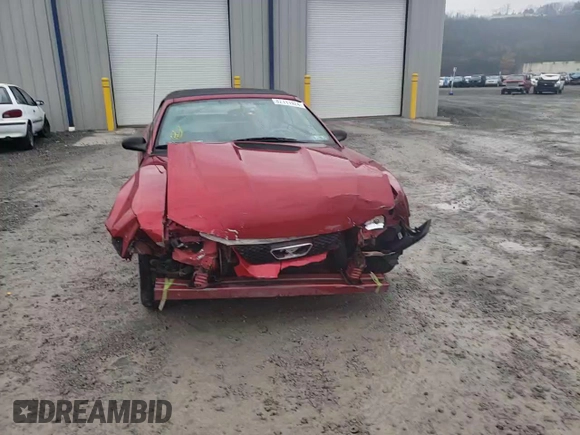 2000 Ford Mustang with VIN 1FAFP4445YF211204, listed as a Copart auction lot 82111424 with 126,748 mi miles and Salvage Title. Bid and sale history available at carsss.com. Image 11.