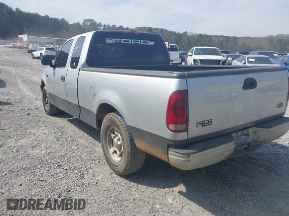 2000 Ford F-150 XL with VIN 1FTZX1724YKA68172, listed as a IAAI auction lot 41788097 with 229,732 mi miles. Bid and sale history available at carsss.com. Image 3.