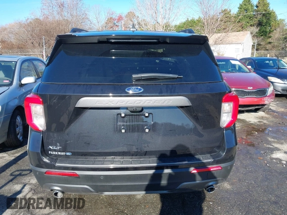2024 Ford Explorer XLT with VIN 1FMSK7DHXRGA20820, listed as a IAAI auction lot 41034066 with 4,407 mi miles and . Bid and sale history available at DreamBid. Image 17.