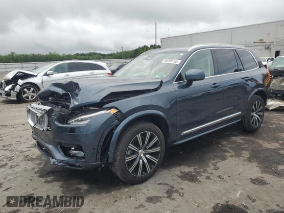 2024 Volvo XC90 Plus Bright Theme z VIN YV4062PE4R1246095, wystawiony jako Copart lot #58095765 z przebiegiem 13 114 mil mil oraz Szkoda całkowita • Salvage title. Historia ofert i sprzedaży dostępna na DreamBid. Obrazek 1.