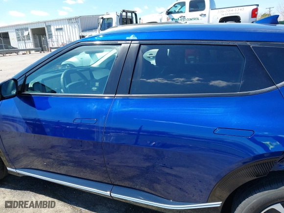 2024 Kia EV6 Wind with VIN KNDC3DLC8R5165330, listed as a IAAI auction lot 41897329 with 5,580 mi miles. Bid and sale history available at carsss.com. Image 14.
