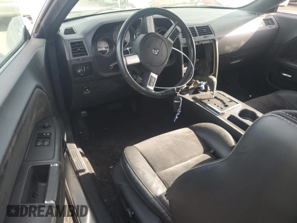 2010 Dodge Challenger SRT-8 with VIN 2B3CJ7DW4AH318204, listed as a Copart auction lot 86770904 with 91,830 mi miles and Salvage title. Bid and sale history available at DreamBid. Image 8.