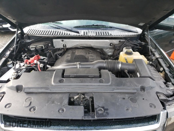 2015 Ford Expedition XL with VIN 1FMJU1GT8FEF45742, listed as a Copart auction lot 46344665 with 121,789 mi miles and Salvage title. Bid and sale history available at DreamBid. Image 12.
