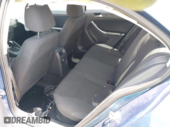 2015 Volkswagen Jetta S with VIN 3VW2K7AJ4FM269012, listed as a IAAI auction lot 42492141 with 85,651 mi miles and . Bid and sale history available at DreamBid. Image 8.