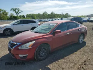 2015 Nissan Altima 2.5 z VIN 1N4AL3AP9FN318452, wystawiony jako Copart lot #56408395 z przebiegiem 329 688 mil mil oraz Szkoda całkowita • Salvage title. Historia ofert i sprzedaży dostępna na DreamBid. Obrazek 1.
