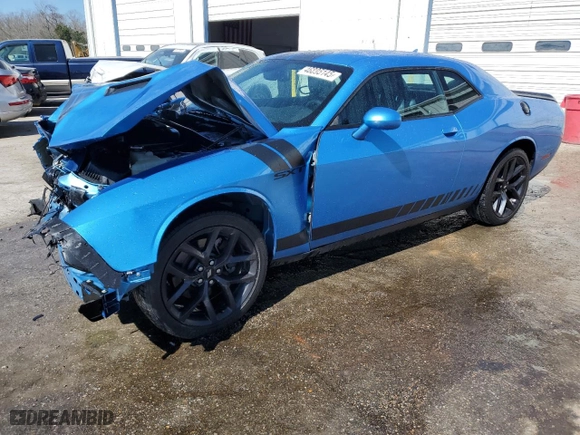 2019 Dodge Challenger SXT with VIN 2C3CDZAG7KH521835, listed as a Copart auction lot 46895145 with 12,930 mi miles and Salvage Title. Bid and sale history available at carsss.com. Image 1.