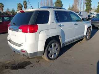 2011 GMC Terrain SLT-2 with VIN 2CTFLXE50B6319296, listed as a IAAI auction lot 41358871 with 159,511 mi miles. Bid and sale history available at carsss.com. Image 4.