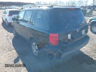 2005 Honda Pilot EX-L with VIN 5FNYF18535B054313, listed as a IAAI auction lot 41929034 with 254,434 mi miles. Bid and sale history available at carsss.com. Image 3.