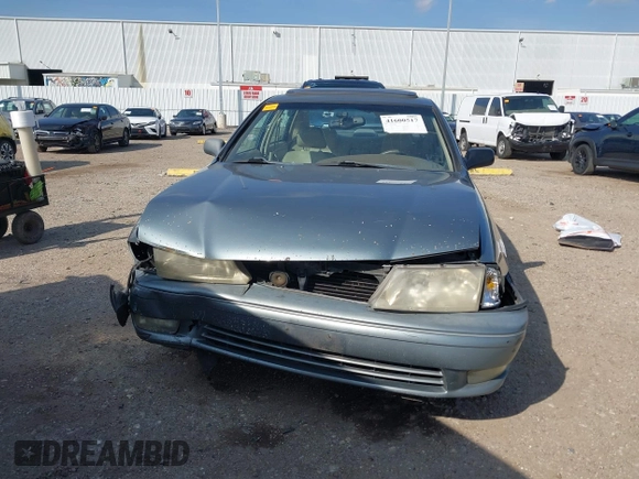 1998 Toyota Avalon XL with VIN 4T1BF18B7WU248908, listed as a IAAI auction lot 41600517 with 227,354 mi miles and . Bid and sale history available at DreamBid. Image 12.