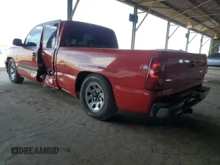 2003 Chevrolet Silverado 1500 with VIN 2GCEC19T831372422, listed as a Copart auction lot 53981285 with 225,697 mi miles and Salvage Title. Bid and sale history available at carsss.com. Image 2.
