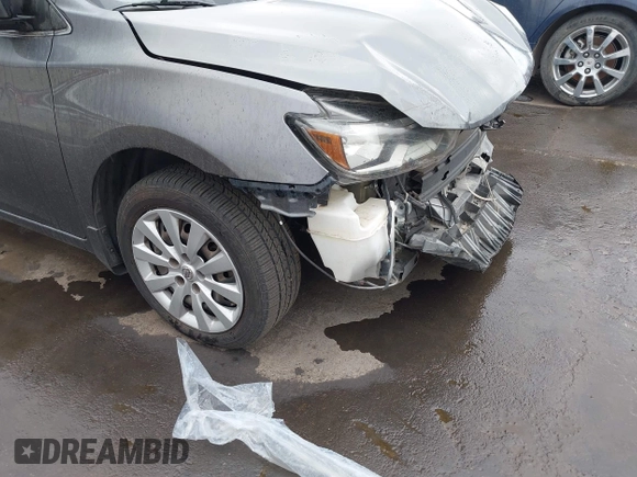 2016 Nissan Sentra SR with VIN 3N1AB7AP7GL680501, listed as a IAAI auction lot 42188296 with 77,608 mi miles and . Bid and sale history available at DreamBid. Image 13.