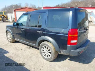 2008 Land Rover LR3 SE with VIN SALAE25418A442510, listed as a IAAI auction lot 41779200 with 0 mi miles. Bid and sale history available at carsss.com. Image 3.