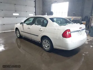 2004 Chevrolet Malibu with VIN 1G1ZS52F24F135055, listed as a IAAI auction lot 41591553 with 51,386 mi miles. Bid and sale history available at carsss.com. Image 3.