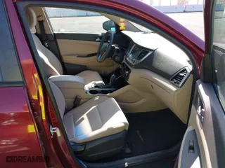 2016 Hyundai Tucson Limited with VIN KM8J33A26GU063454, listed as a IAAI auction lot 41975782 with 74,519 mi miles. Bid and sale history available at carsss.com. Image 5.