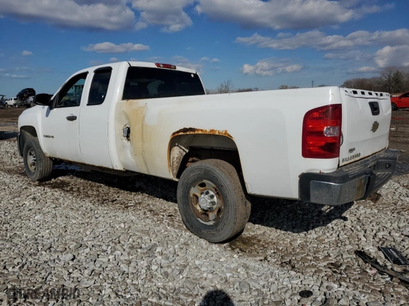 2008 Chevrolet Silverado 2500HD Work Truck with VIN 1GCHC29K68E120121, listed as a Copart auction lot 49831995 with 238,585 mi miles and Clean Title. Bid and sale history available at carsss.com. Image 2.