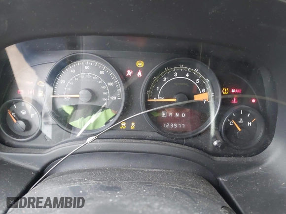 2016 Jeep Patriot Sport SE with VIN 1C4NJPBA5GD700309, listed as a IAAI auction lot 41673265 with 123,977 mi miles and . Bid and sale history available at DreamBid. Image 7.