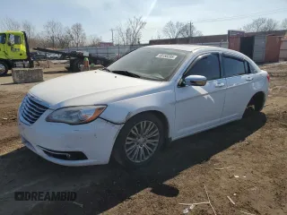 2013 Chrysler 200 Limited with VIN 1C3CCBCG2DN503261, listed as a Copart auction lot 49158285 with 186,902 mi miles and Salvage Title. Bid and sale history available at carsss.com. Image 1.
